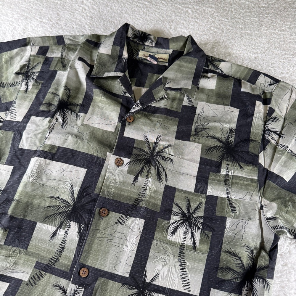 Vintage Y2K Tommy Bahama 100% Silk Button Up Shirt Beach Medium Black Green